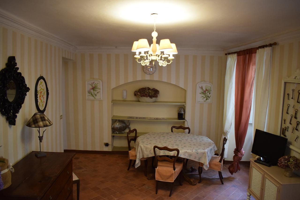 Palazzo Tucci Apartments Лука Екстериор снимка